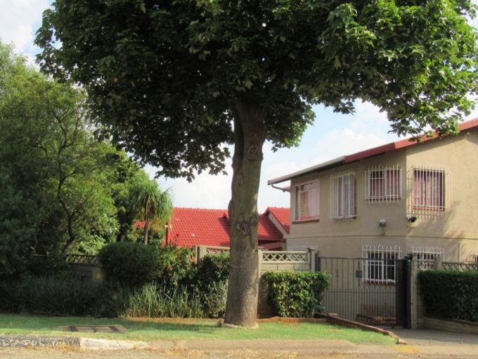 55 Bedroom House for Sale For Sale in Mulbarton - MR675820