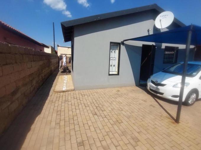 2 Bedroom House for Sale For Sale in Moleleki - MR675823