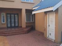  of property in Faerie Glen