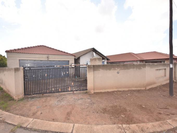 3 Bedroom House for Sale For Sale in Protea Glen - MR675825