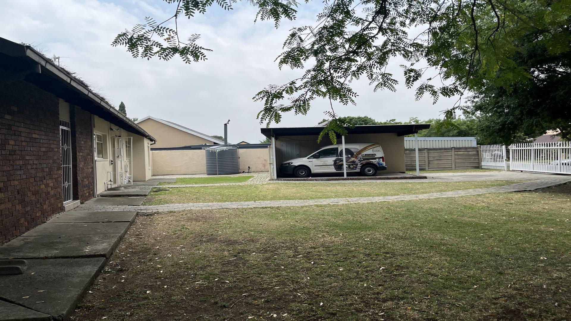 Front View of property in Secunda