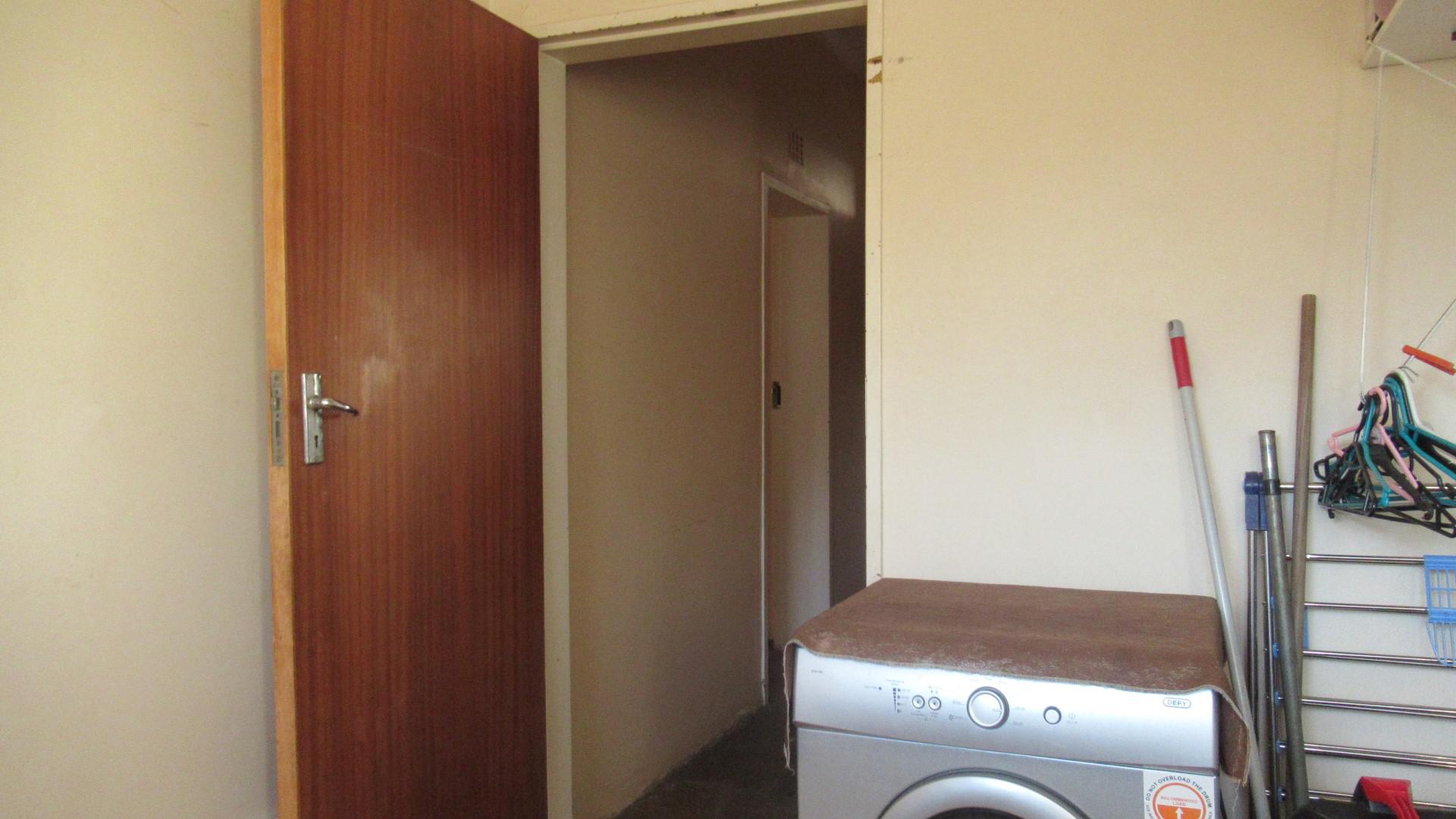 Scullery of property in Wilropark