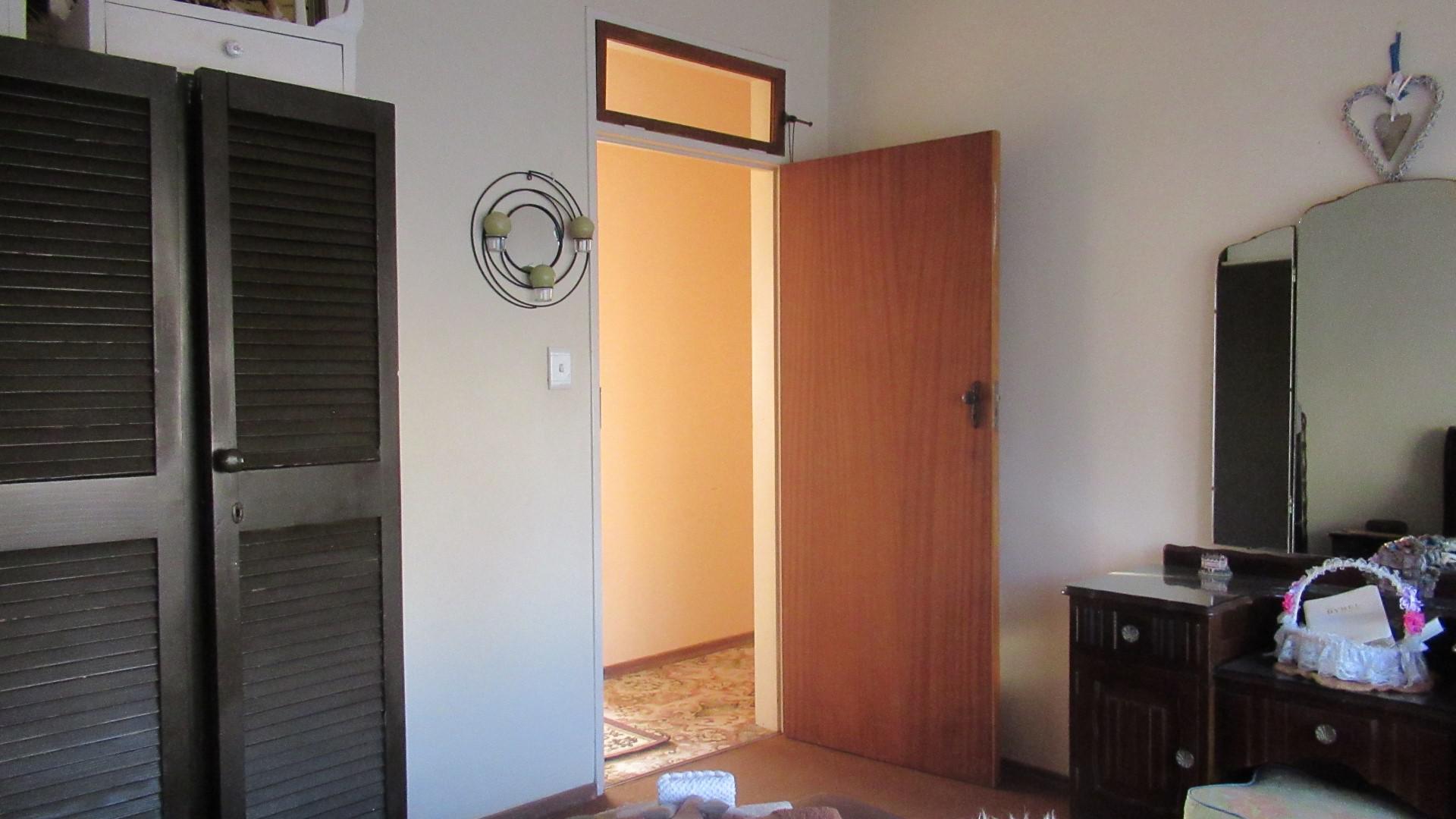 Bed Room 4 - 13 square meters of property in Wilropark