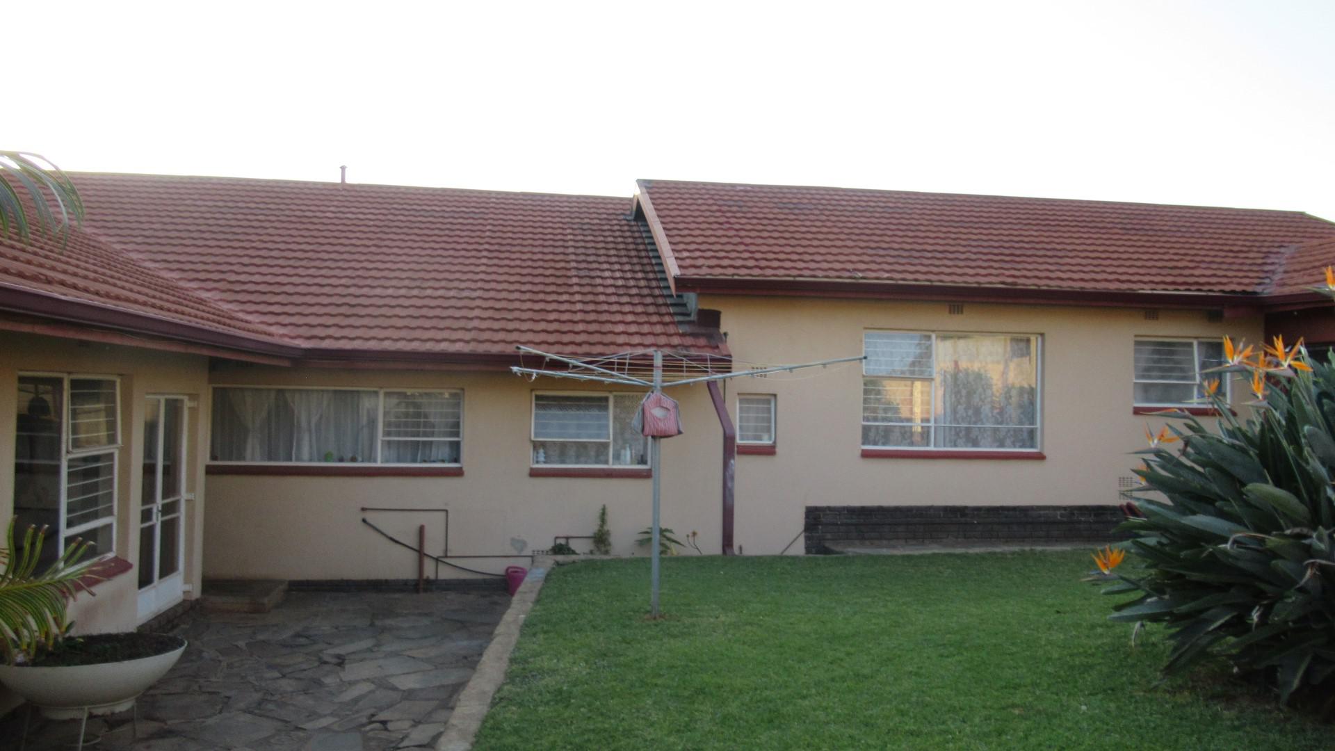 Backyard of property in Wilropark