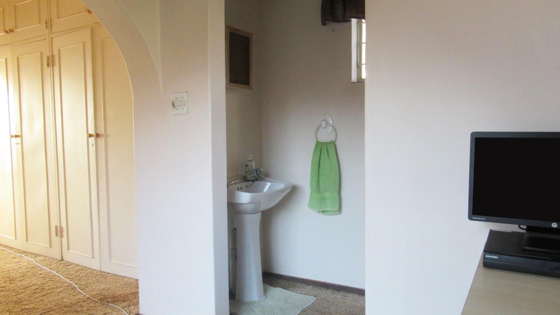 Study - 8 square meters of property in Wilropark