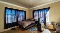 Bed Room 2 - 21 square meters of property in Vanderbijlpark