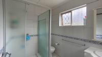Main Bathroom - 7 square meters of property in Parkhill