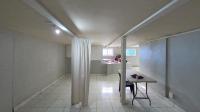 Flatlet - 83 square meters of property in Parkhill