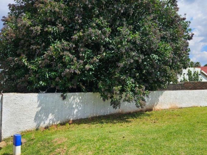 3 Bedroom House for Sale For Sale in Bosmont - MR675906