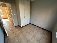 of property in Die Hoewes