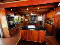  of property in Bendor
