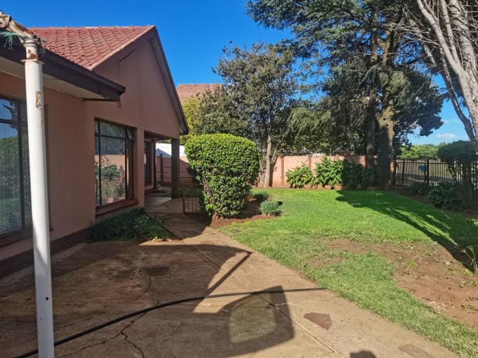 3 Bedroom House for Sale For Sale in Risiville - MR675931