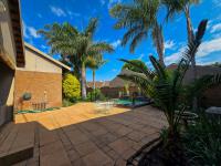  of property in Bendor