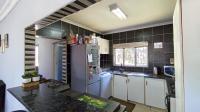 Kitchen - 11 square meters of property in Bayview