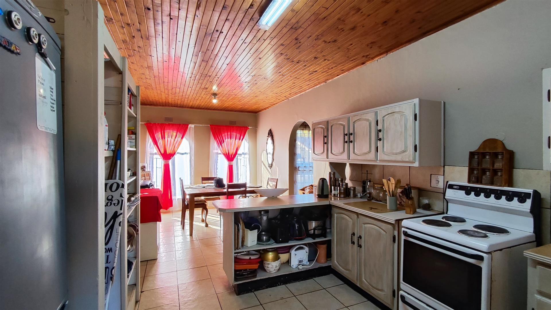 Kitchen - 12 square meters of property in Heidelberg - GP
