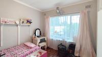 Bed Room 1 - 13 square meters of property in Yellowwood Park 