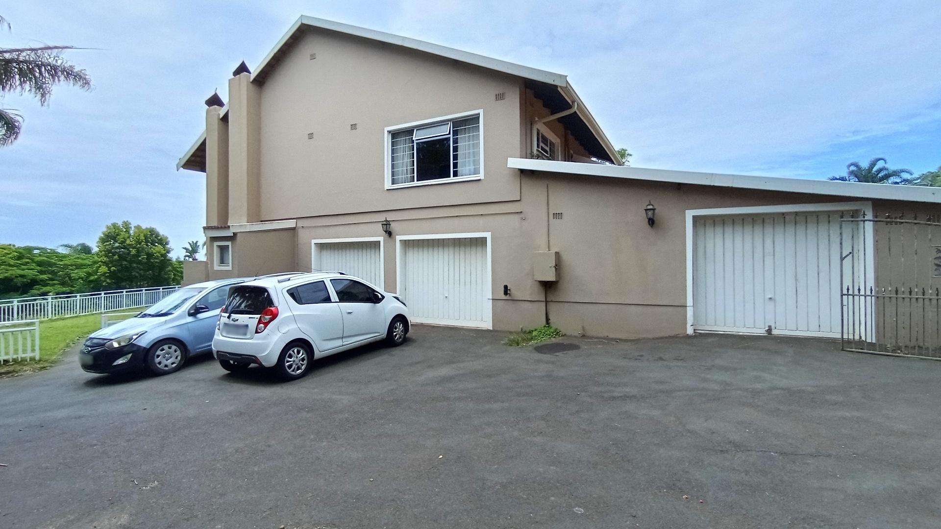 Front View of property in Amanzimtoti 