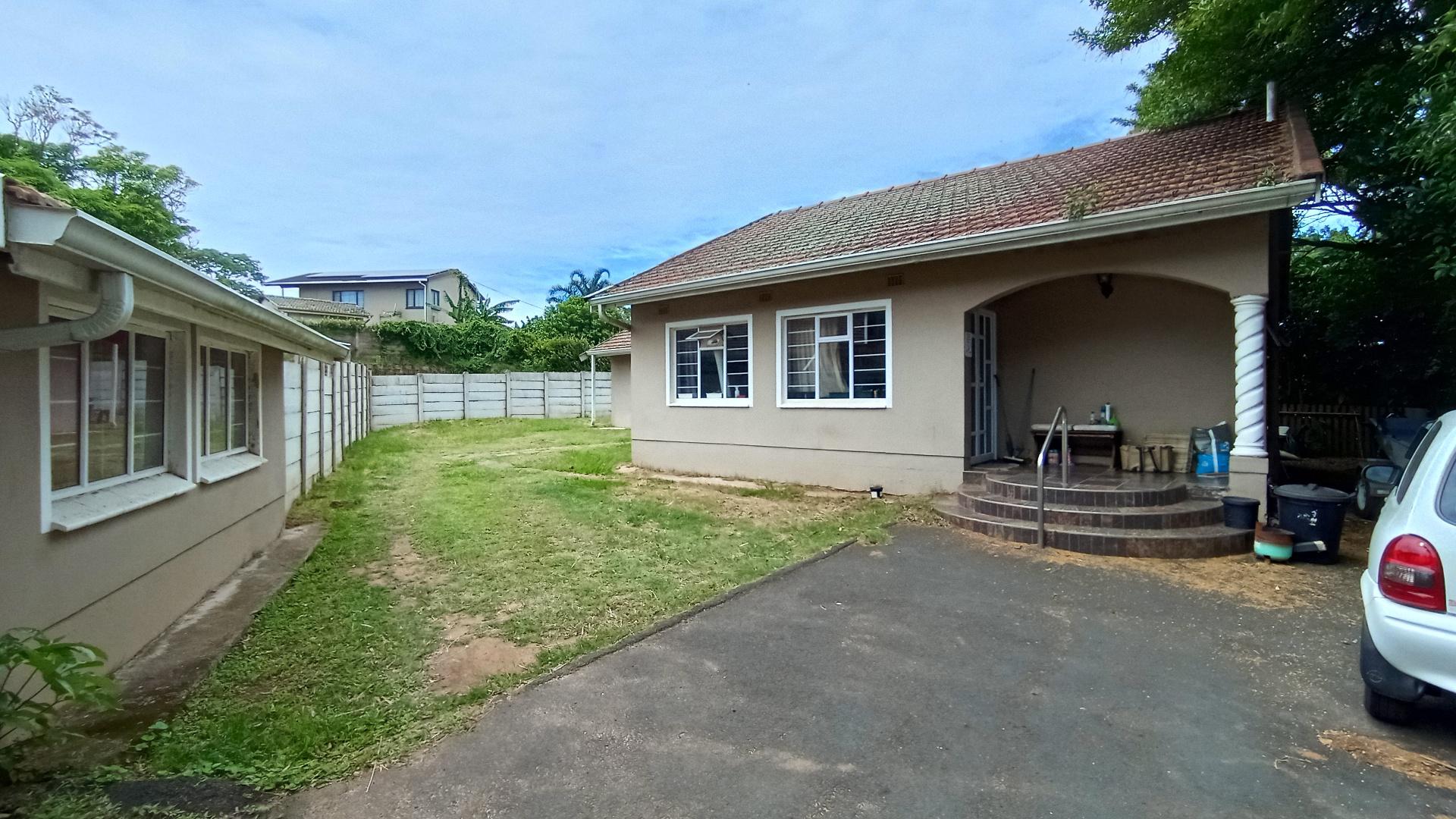 Backyard of property in Amanzimtoti 