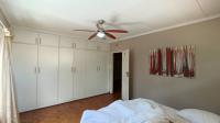 Bed Room 3 - 22 square meters of property in Amanzimtoti 