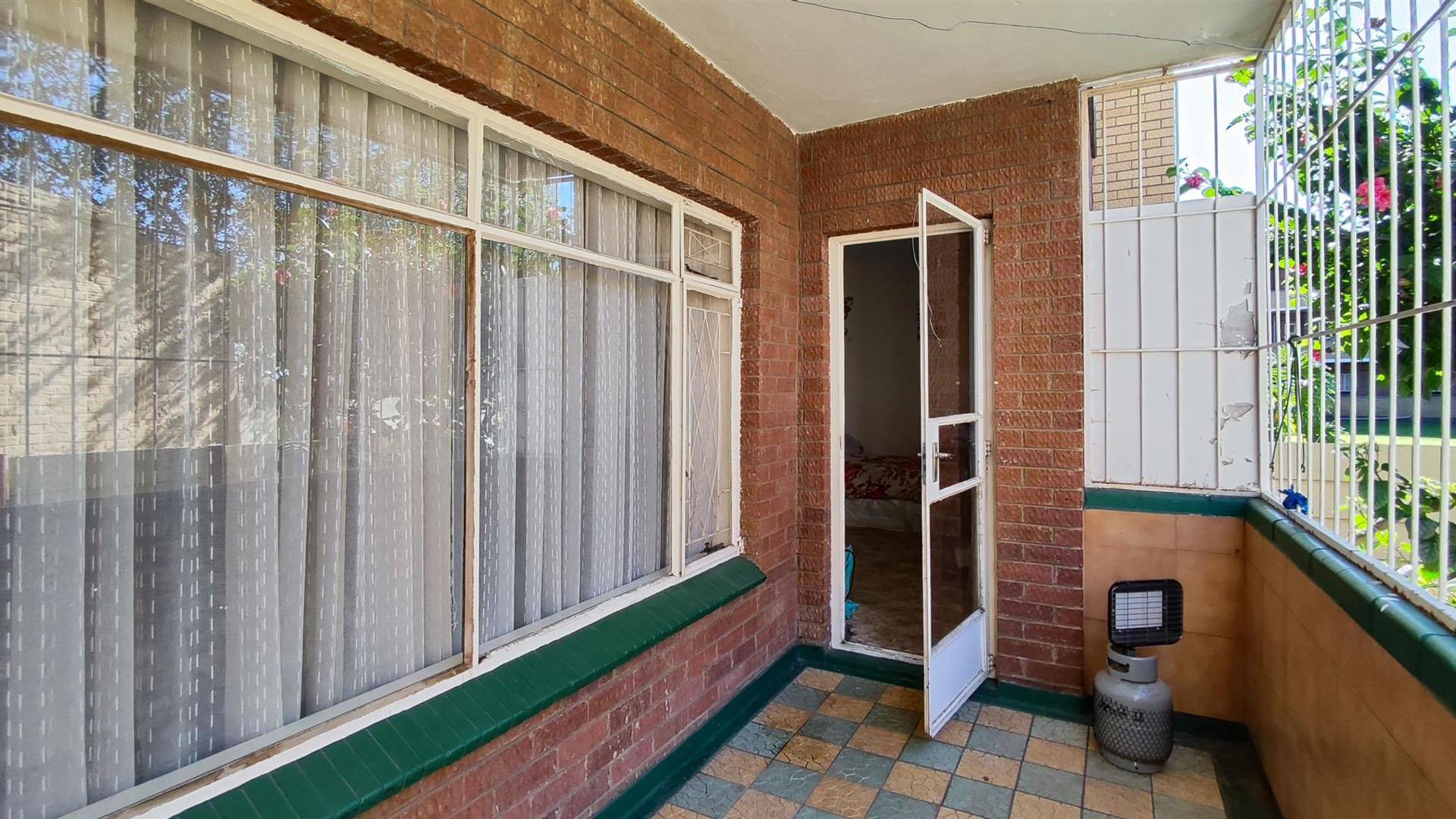 Patio - 11 square meters of property in Benoni