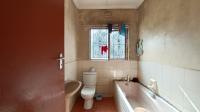 Bathroom 1 - 6 square meters of property in Eshowe
