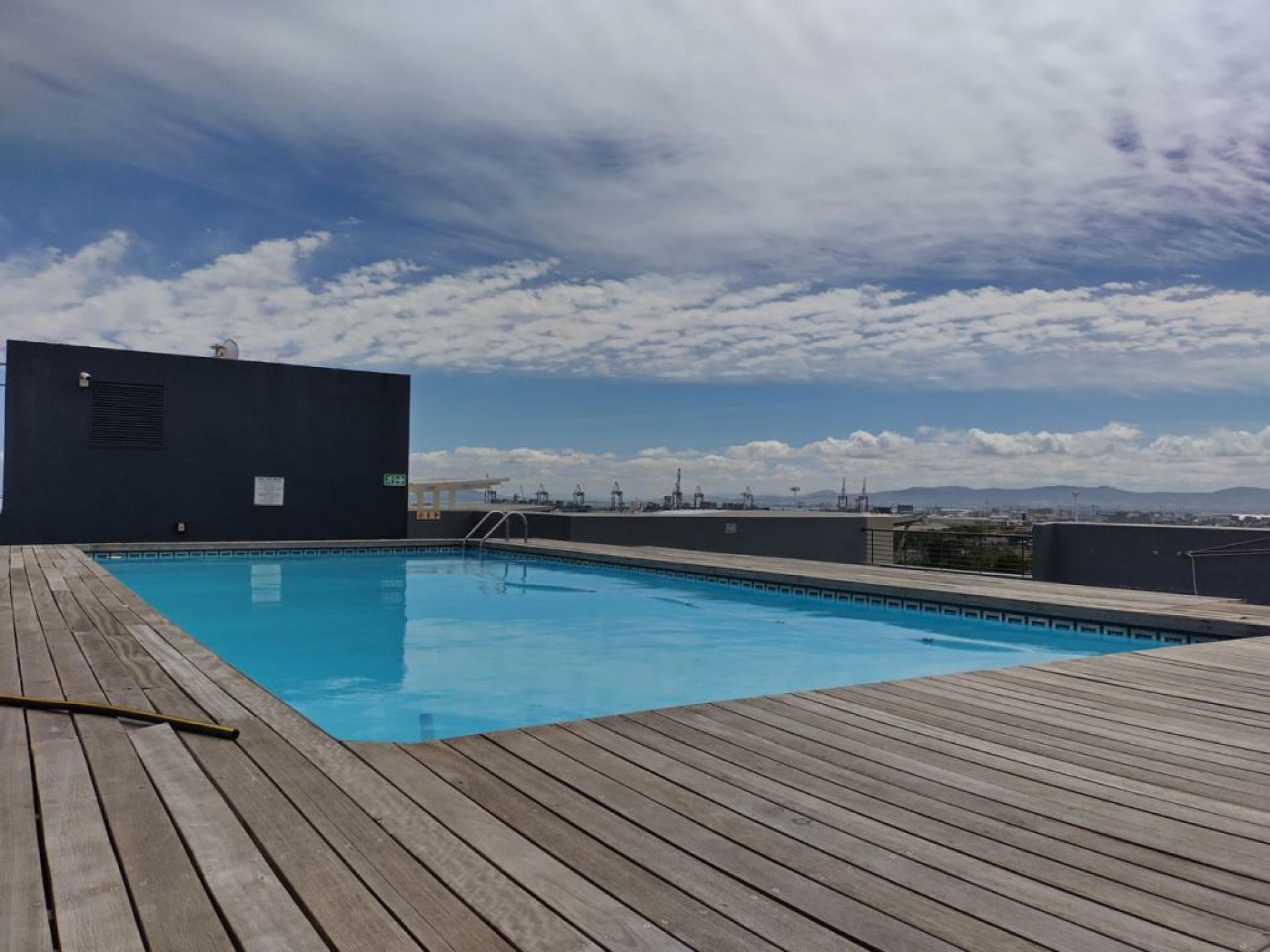  of property in Zonnebloem