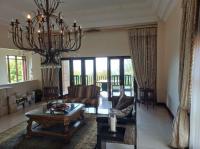  of property in Glenvista