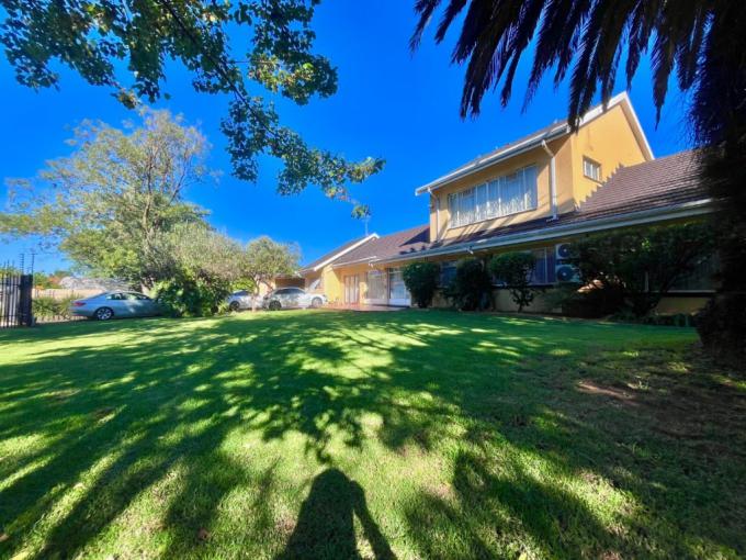 4 Bedroom House for Sale For Sale in Brackenhurst - MR676161