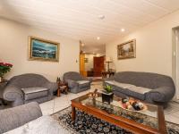  of property in Glenvista