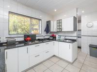  of property in Glenvista