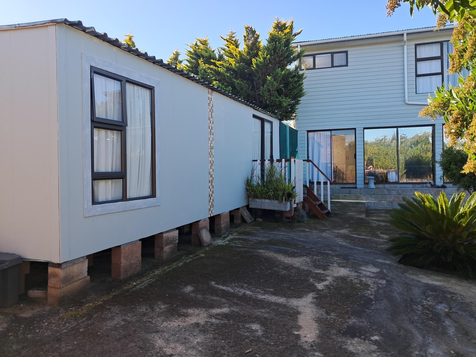  of property in Stilbaai (Still Bay)