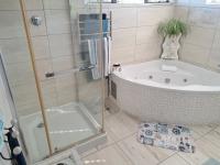  of property in Stilbaai (Still Bay)