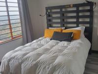  of property in Winchester Hills