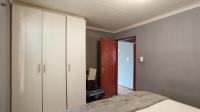 Bed Room 1 - 12 square meters of property in Kew