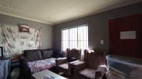 Lounges - 13 square meters of property in Kew