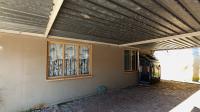 Carport  - 35 square meters of property in Kew