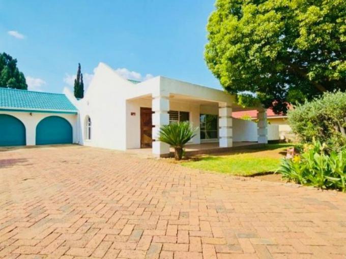3 Bedroom House for Sale For Sale in Arcon Park - MR676250
