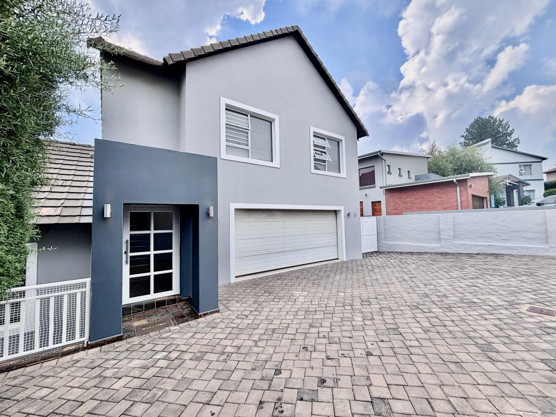  of property in Bronberg
