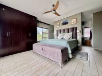  of property in Bronberg