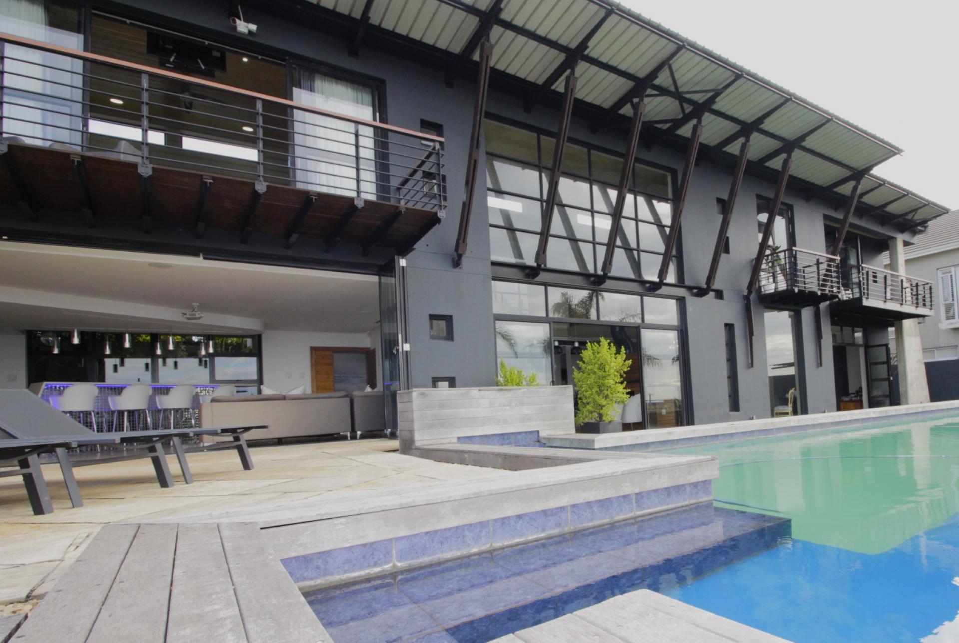  of property in Humewood 