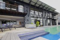  of property in Humewood 