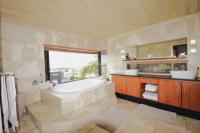  of property in Humewood 