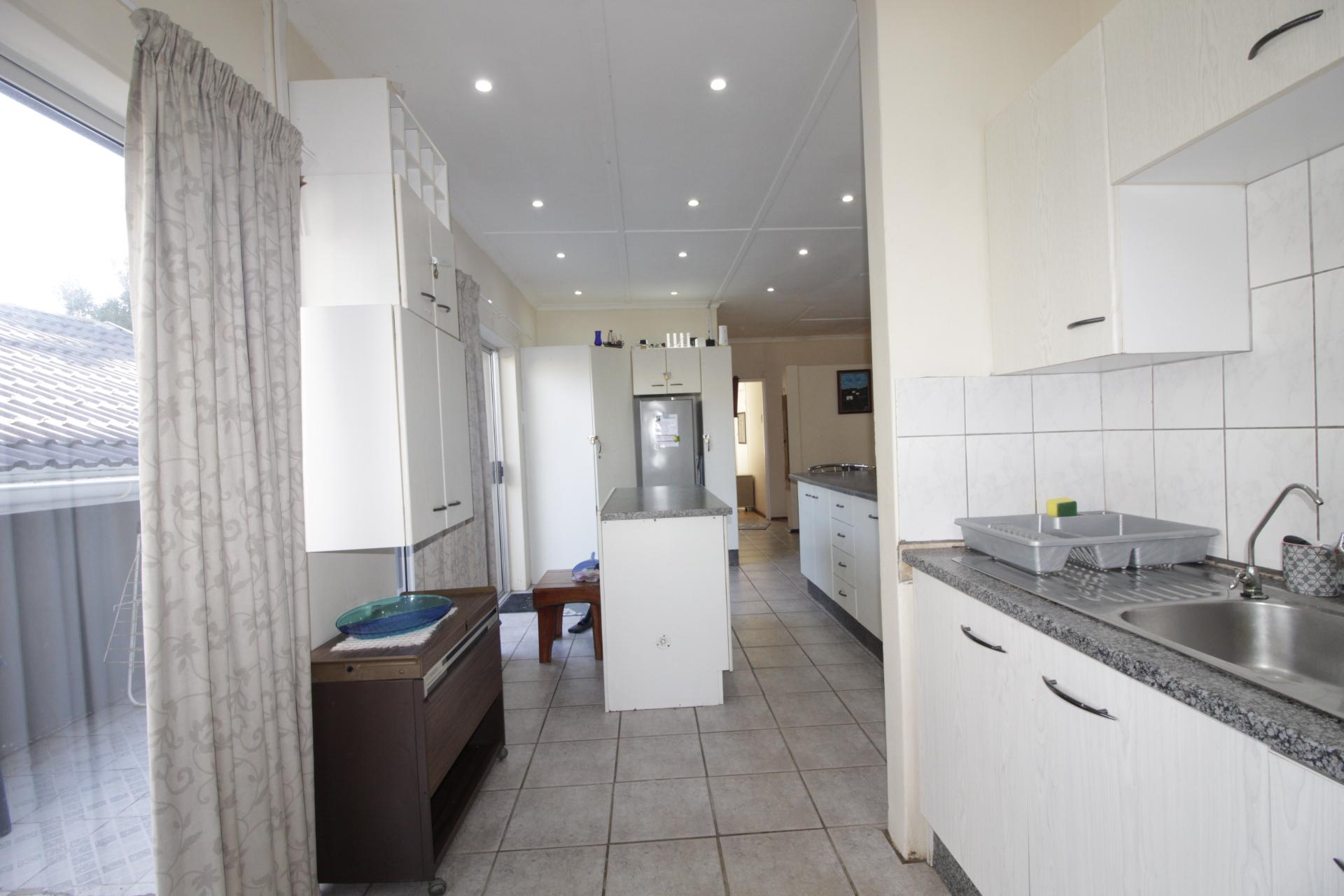  of property in Paradise Beach