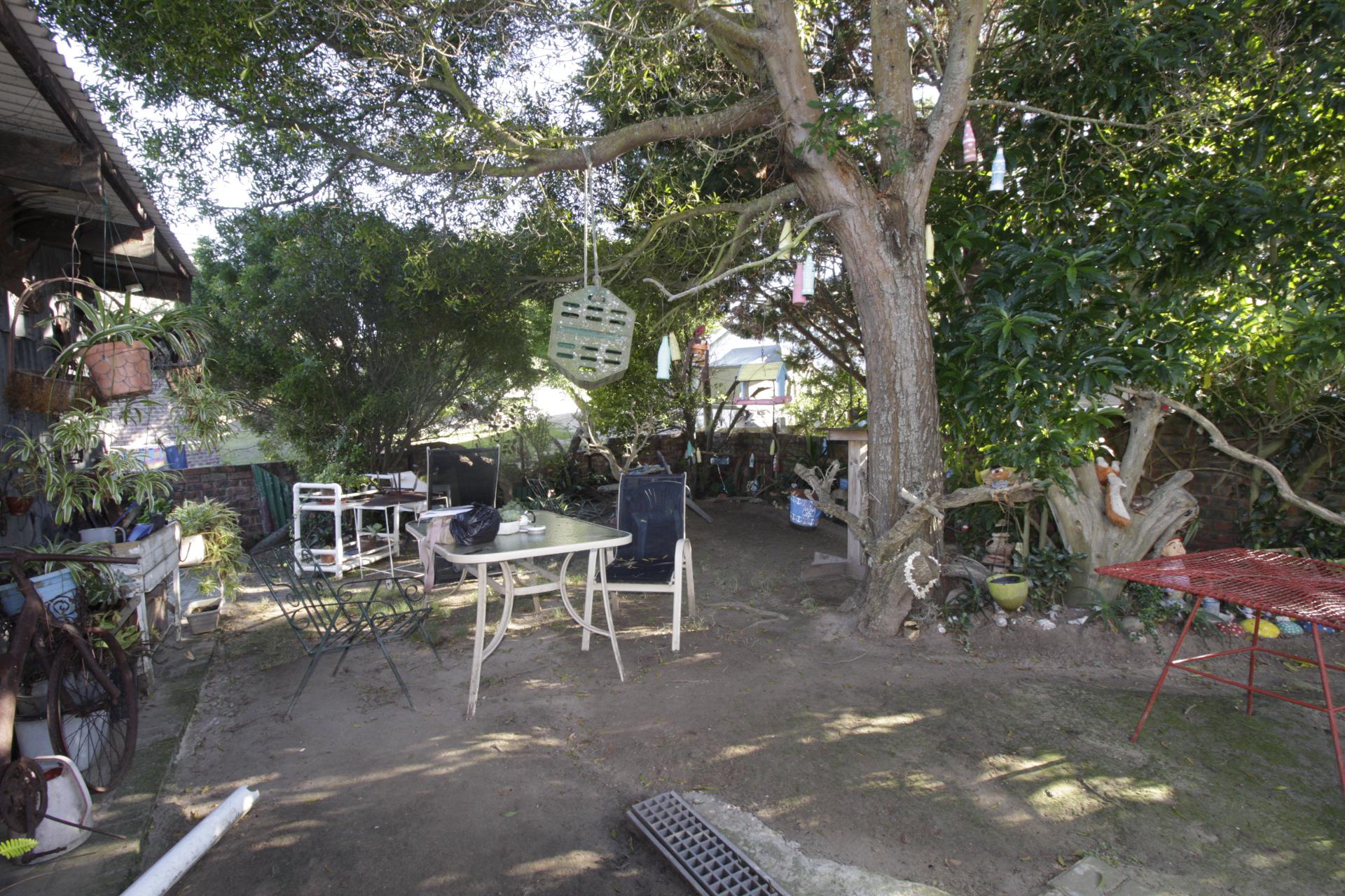  of property in Paradise Beach