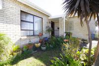 2 Bedroom 2 Bathroom House for Sale for sale in Wavecrest