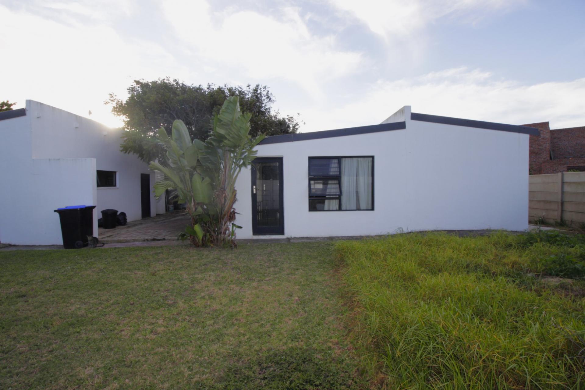  of property in Paradise Beach