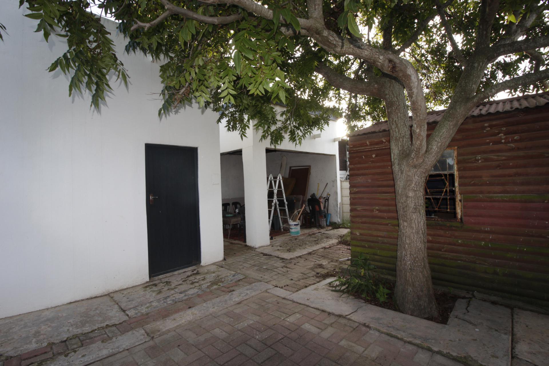  of property in Paradise Beach