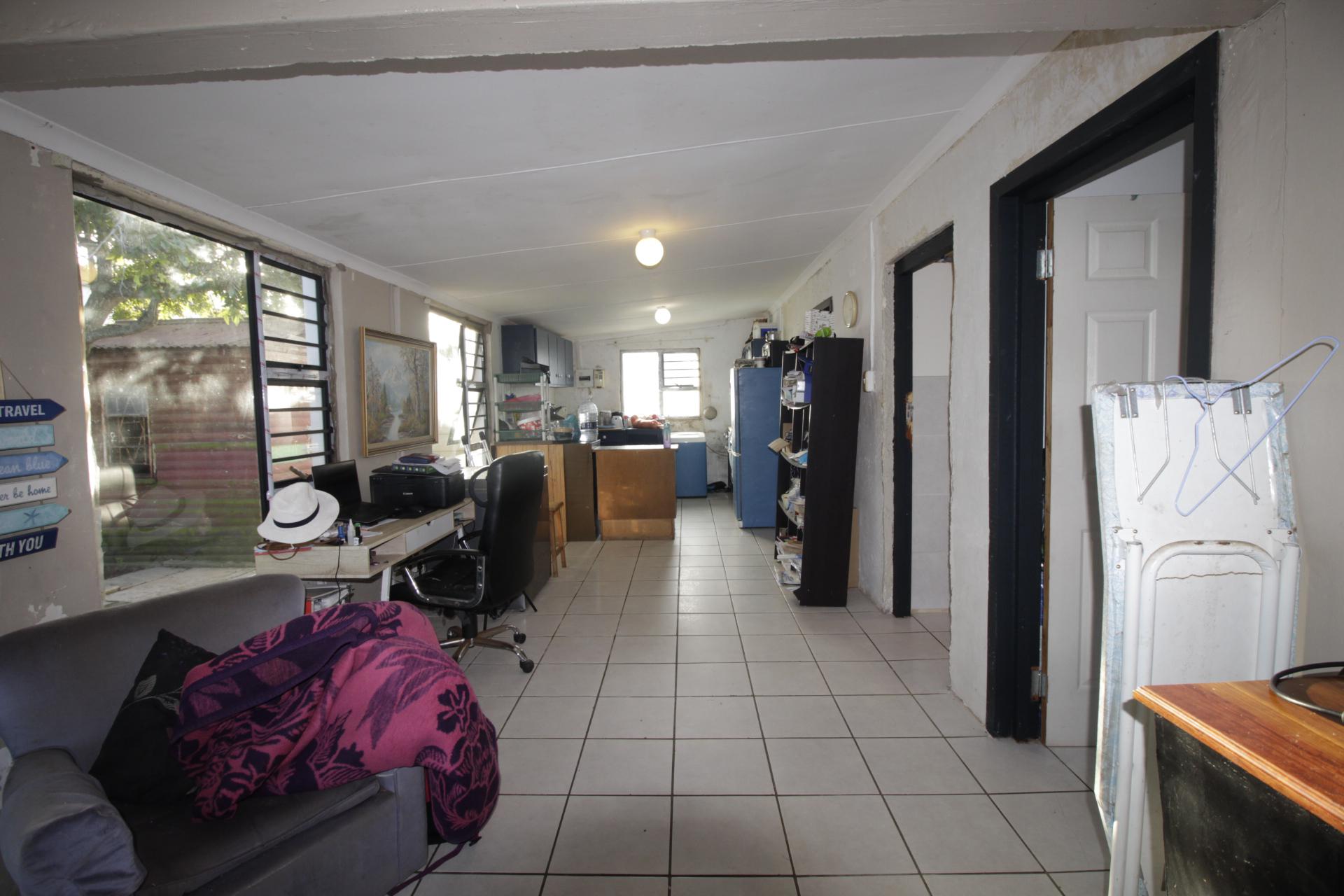  of property in Paradise Beach