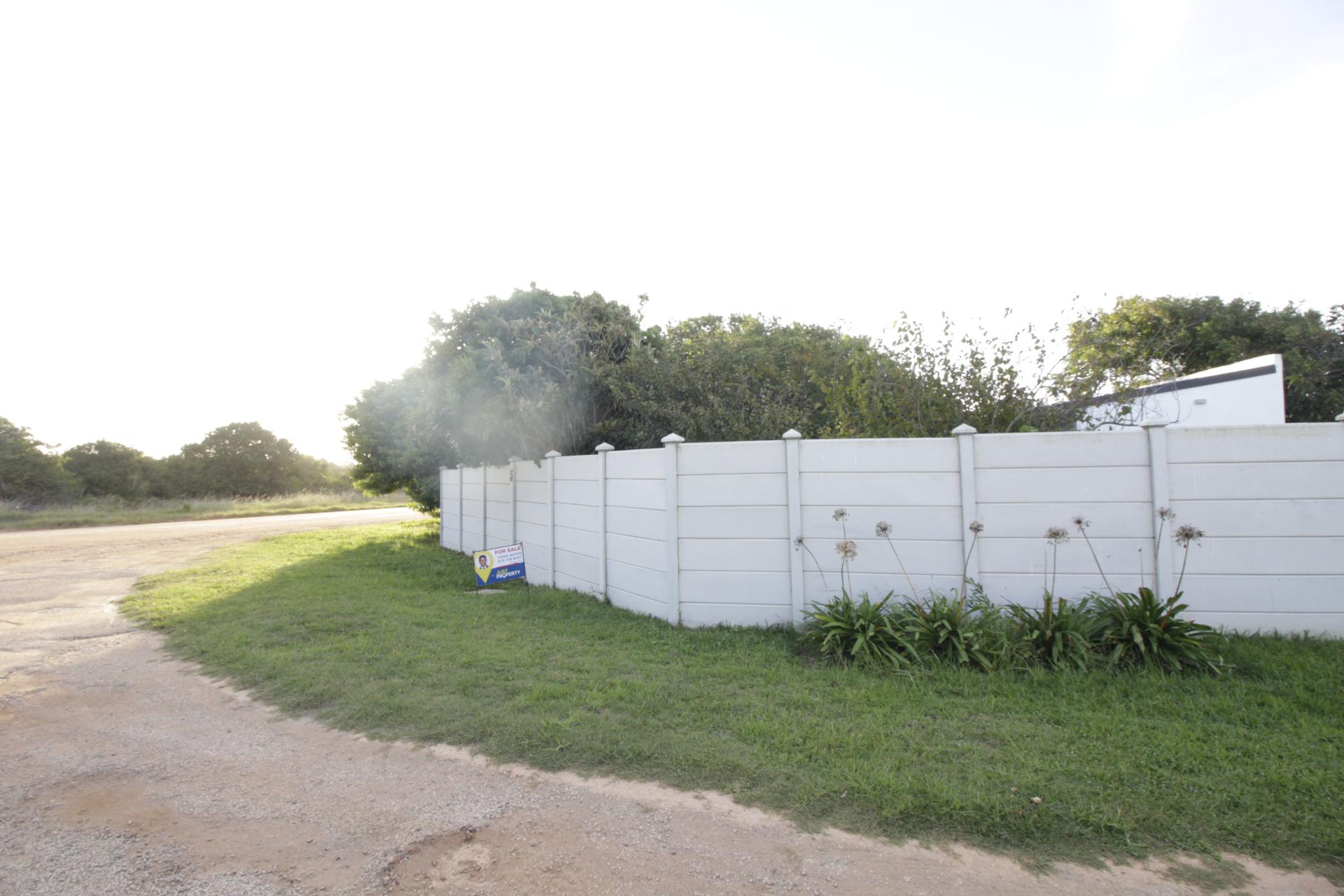  of property in Paradise Beach