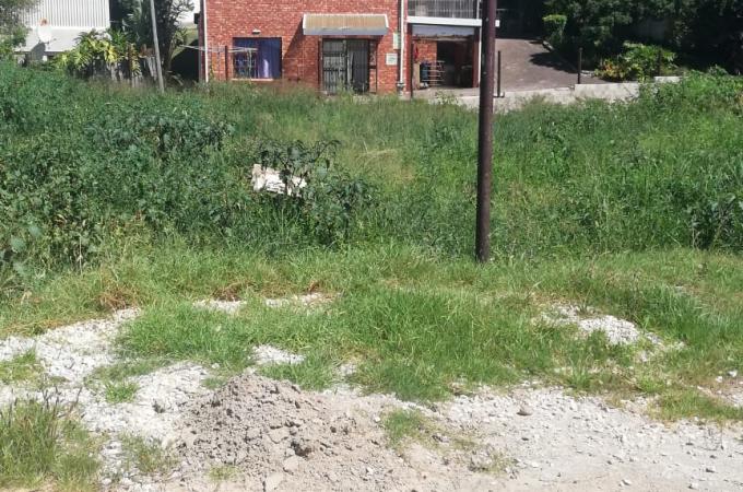 Land for Sale For Sale in Aston Bay - MR676274